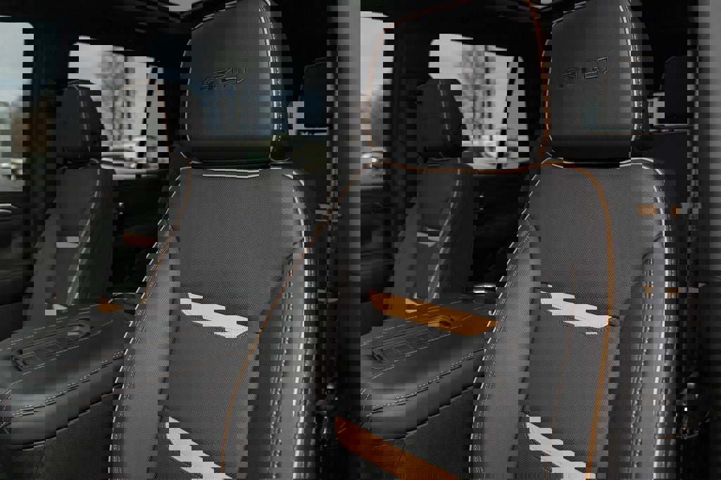 Used 2024 GMC Yukon AT4 w/ AT4 Premium Package image 20