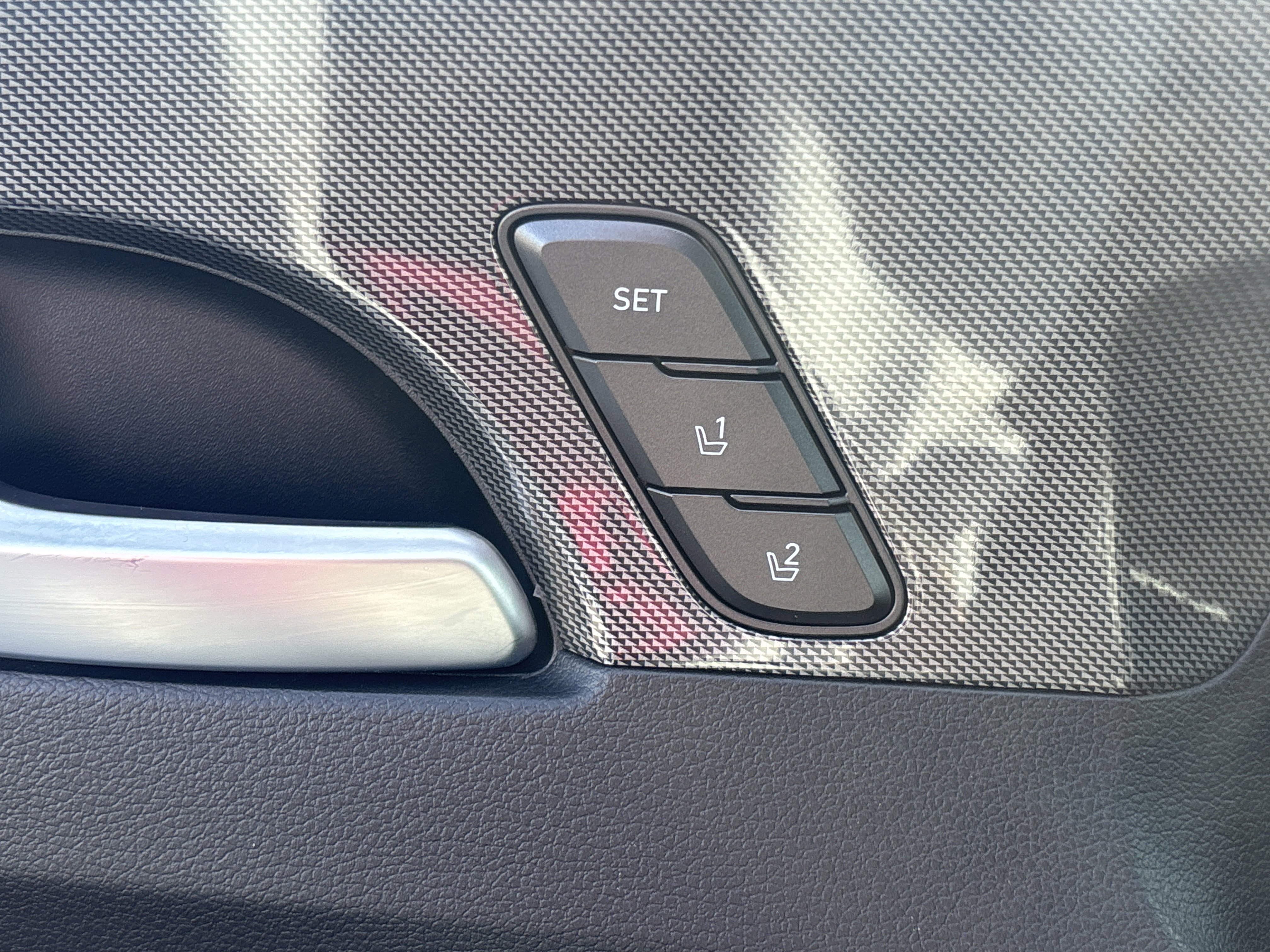 Used 2023 Hyundai Santa Fe Limited image 24