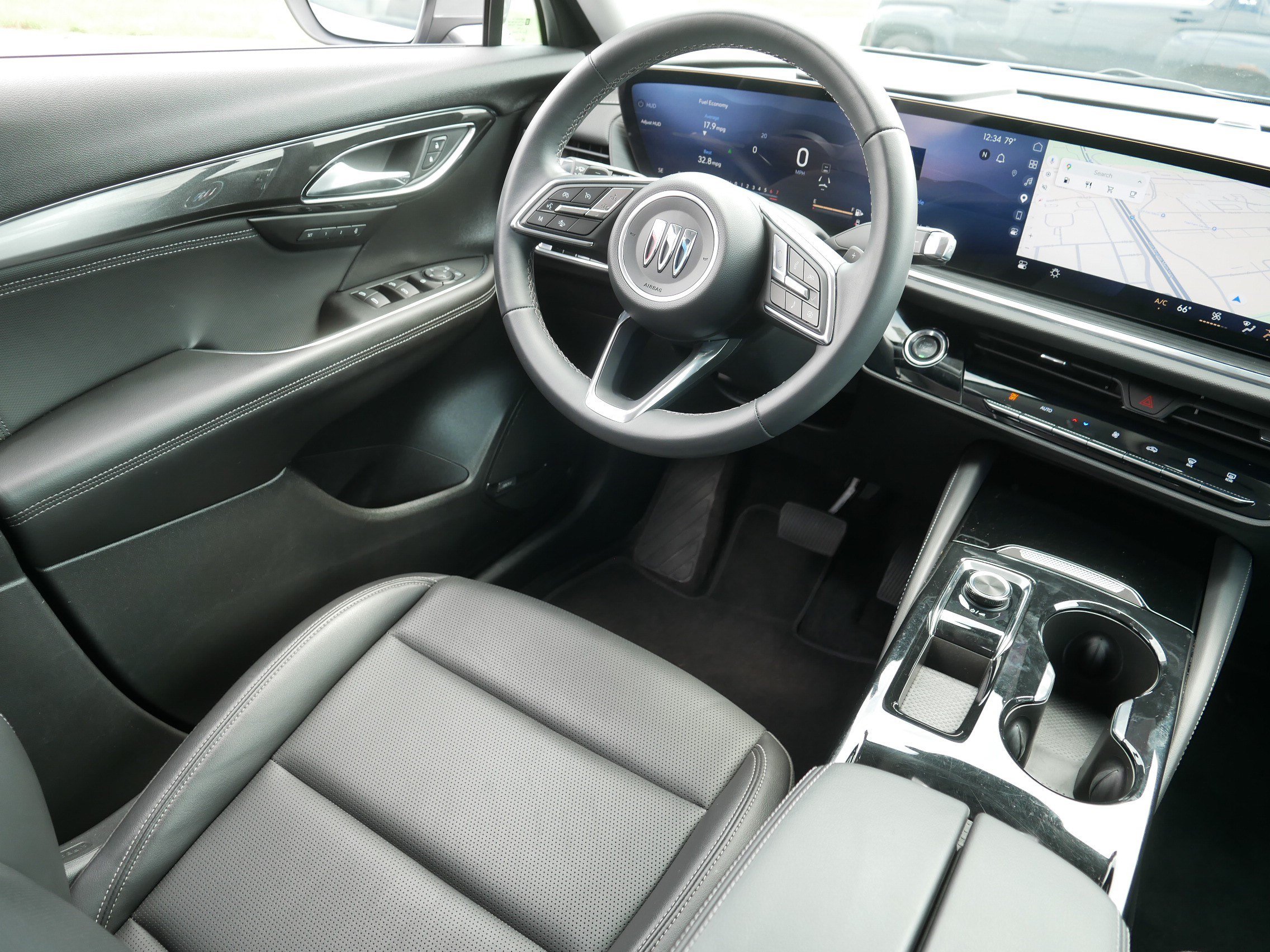Used 2025 Buick Envision Preferred AWD/4WD image 9