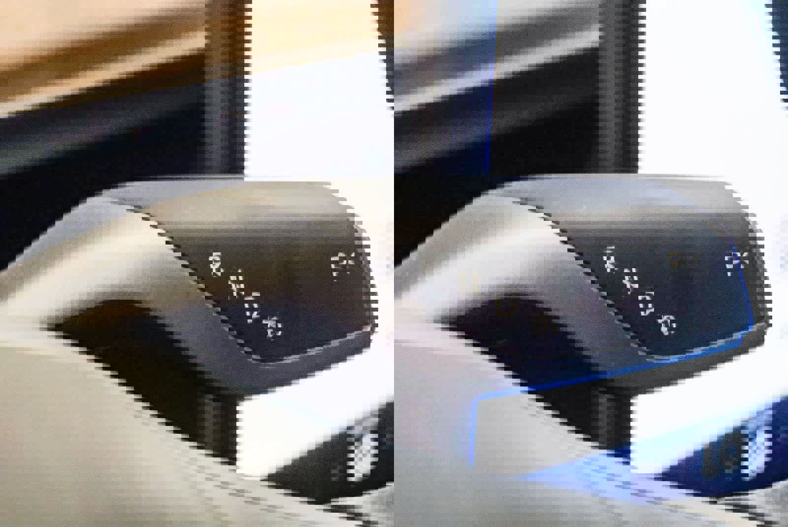 Used 2023 Tesla Model 3 Standard Range image 19