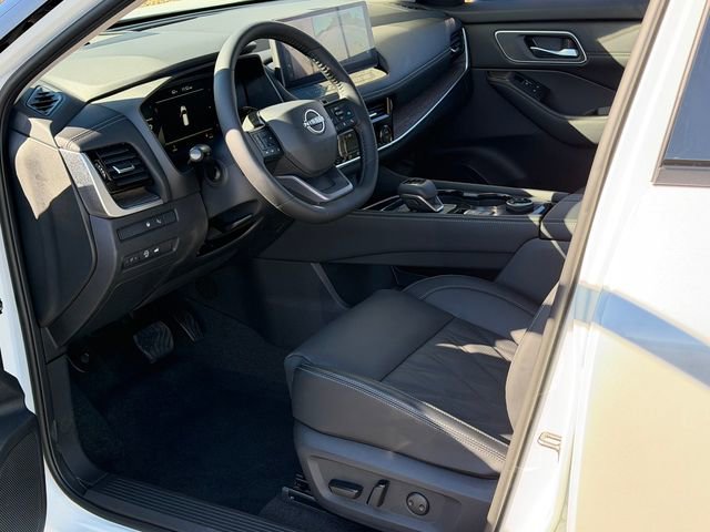 New 2026 Nissan Rogue Platinum w/ Tech Package image 11