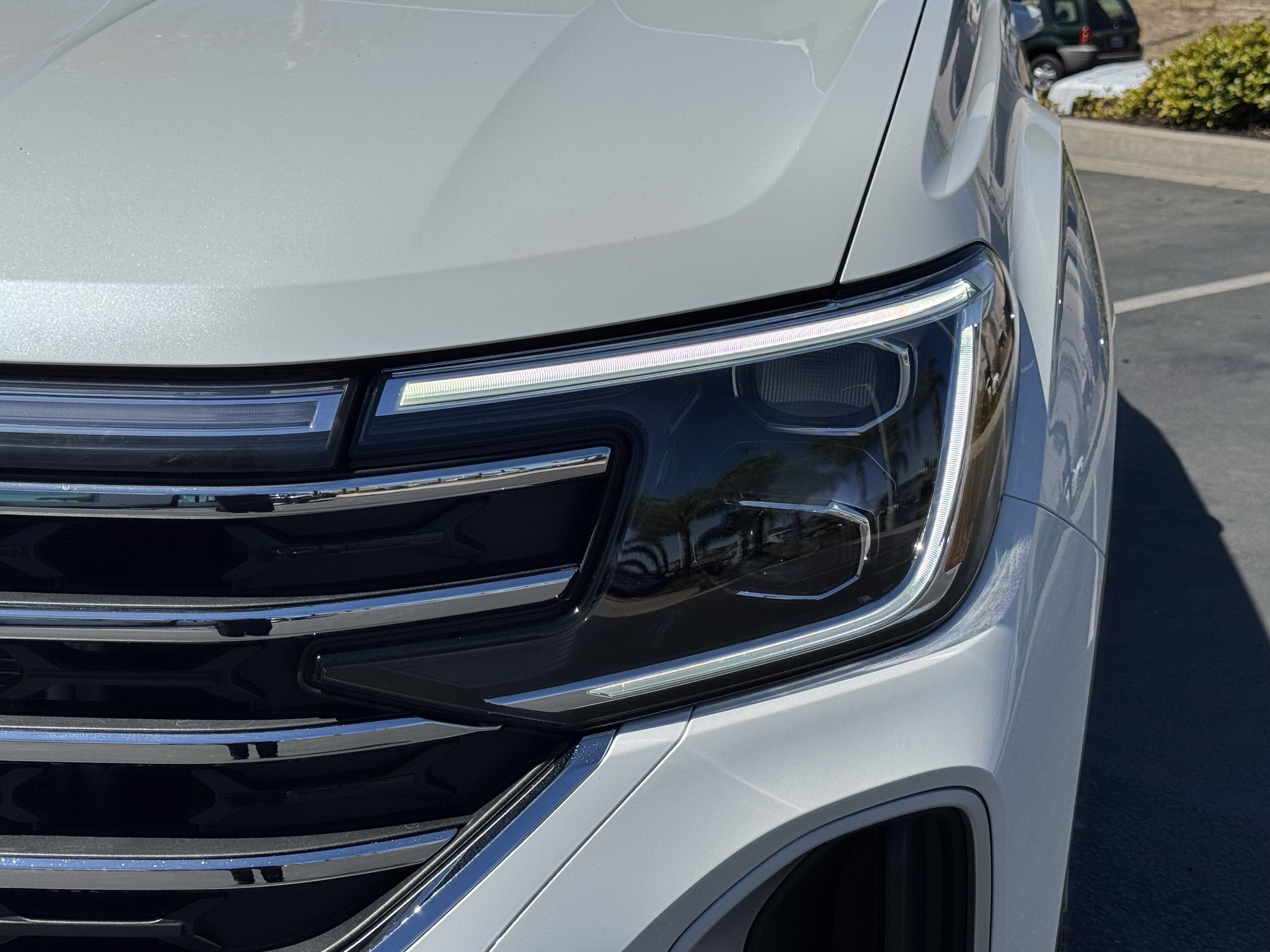 Used 2026 Volkswagen Atlas SE FWD image 5