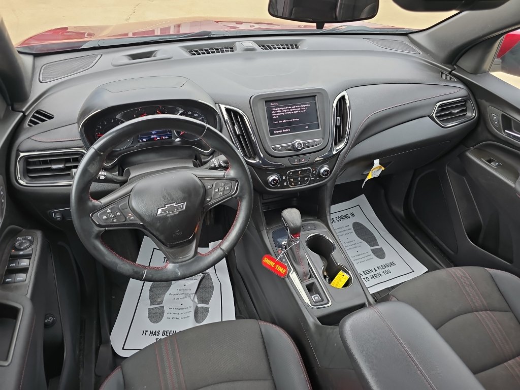 Used 2023 Chevrolet Equinox RS w/ LPO, Floor Liner Package FWD image 9