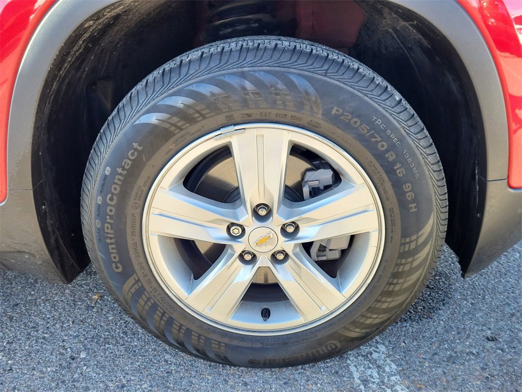 Certified 2020 Chevrolet Trax LT w/ LT Convenience Package image 17