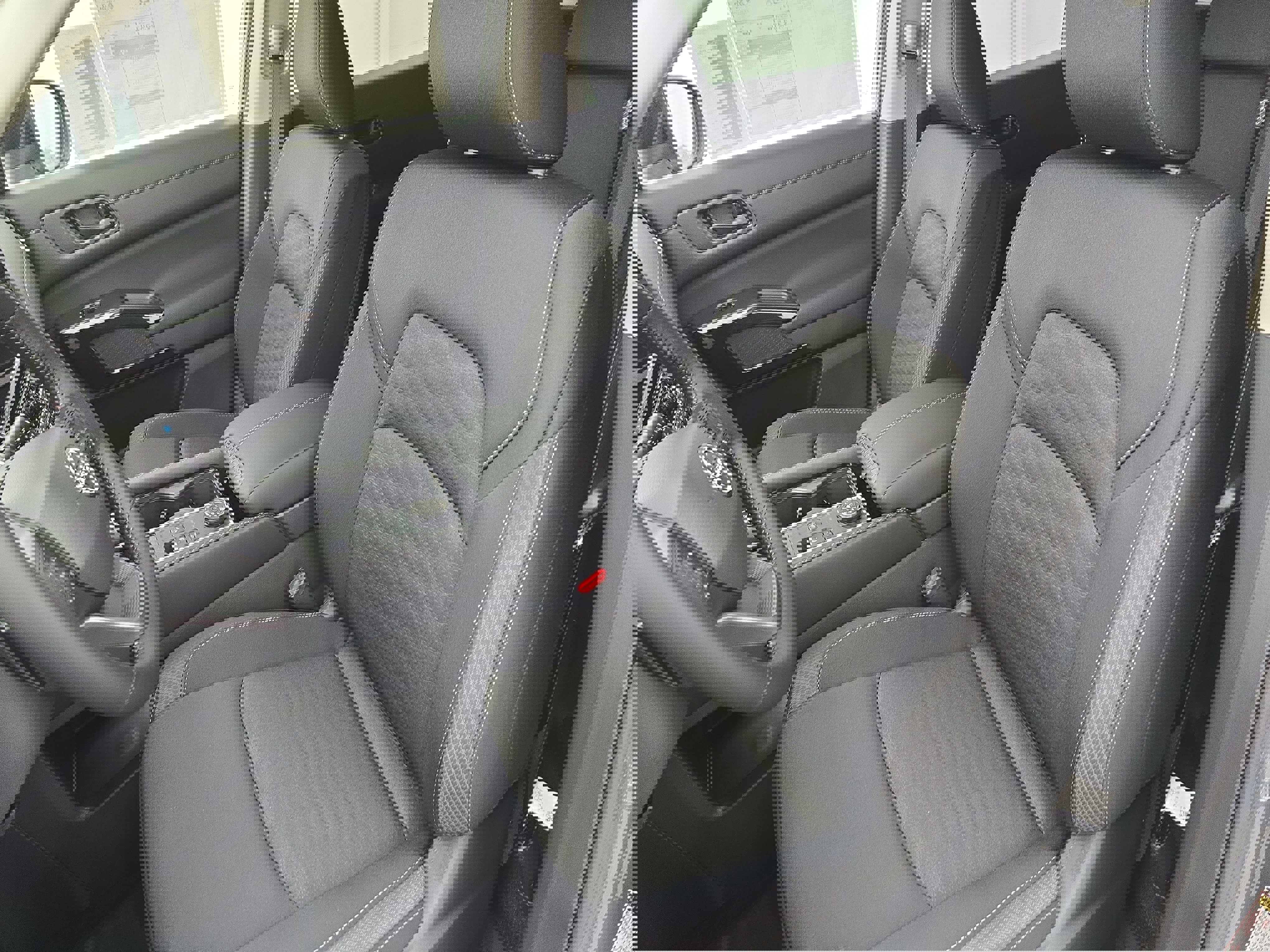 New 2026 Nissan Pathfinder SV image 15