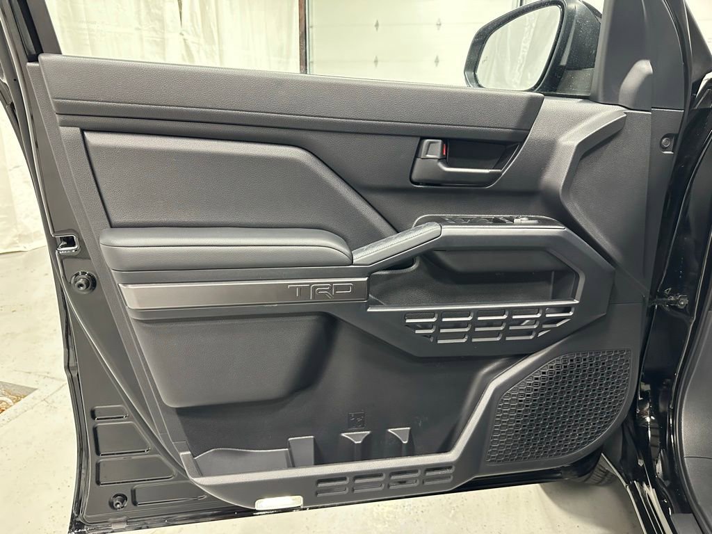 Used 2025 Toyota 4Runner TRD Sport image 8