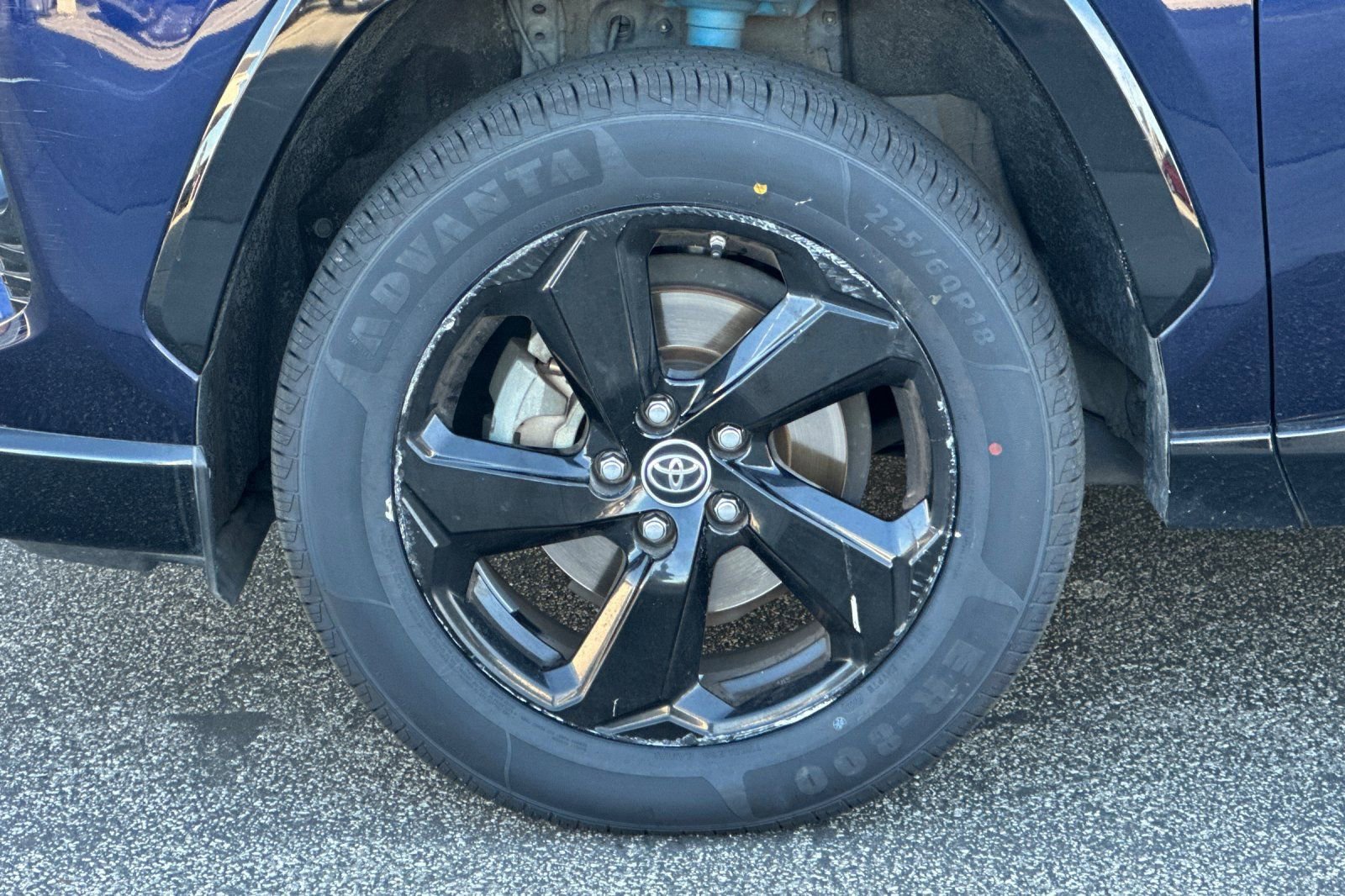 Used 2019 Toyota RAV4 XSE w/ XSE Weather Package image 36