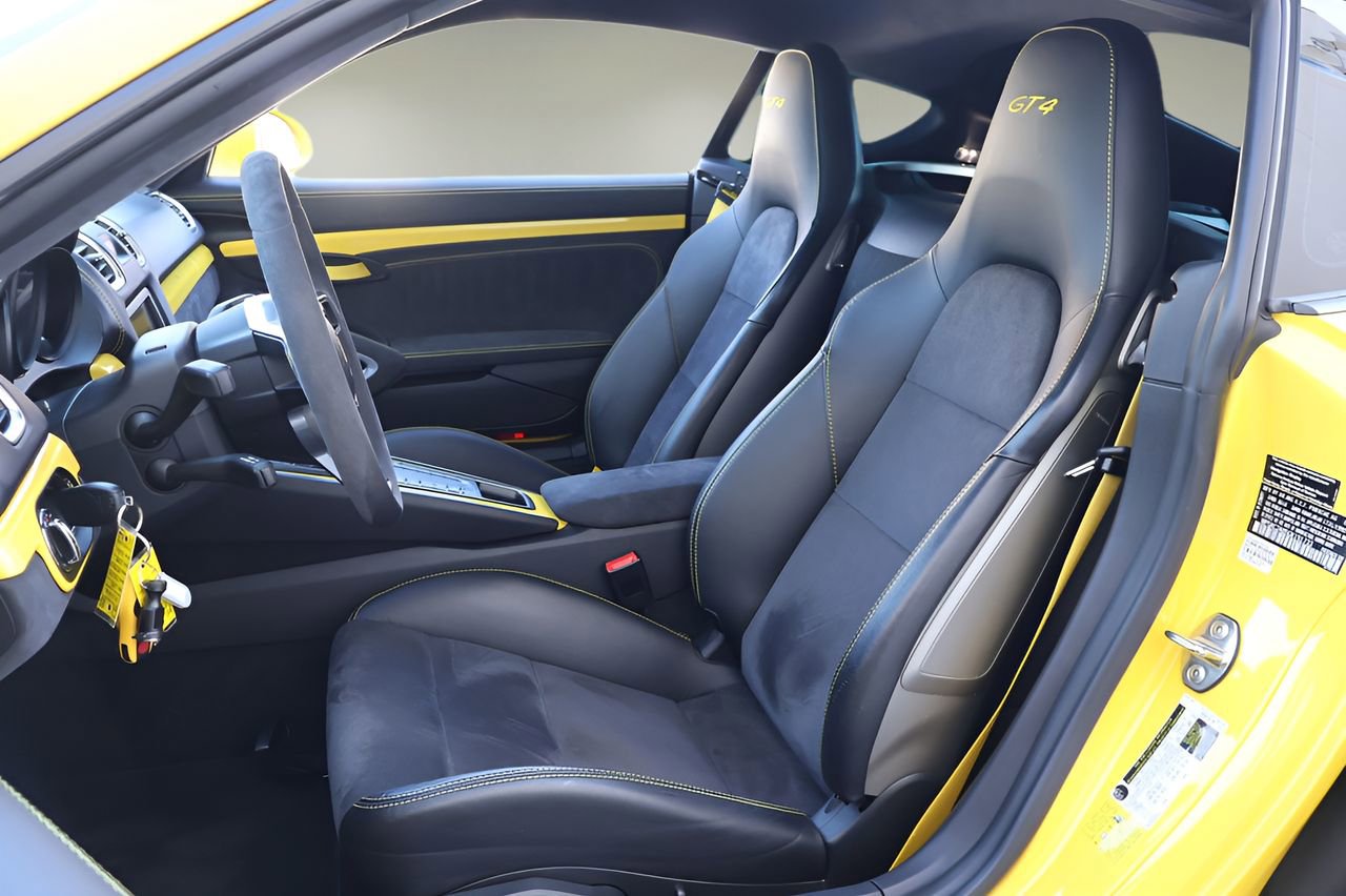 Used 2016 Porsche Cayman GT4 RWD image 11