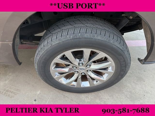 Used 2015 Ford F150 XLT w/ Equipment Group 302A Luxury image 10