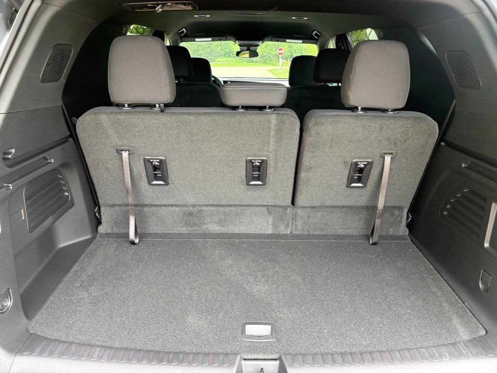 New 2026 Chevrolet Traverse LT w/ LPO, Floor Liner Package FWD image 47