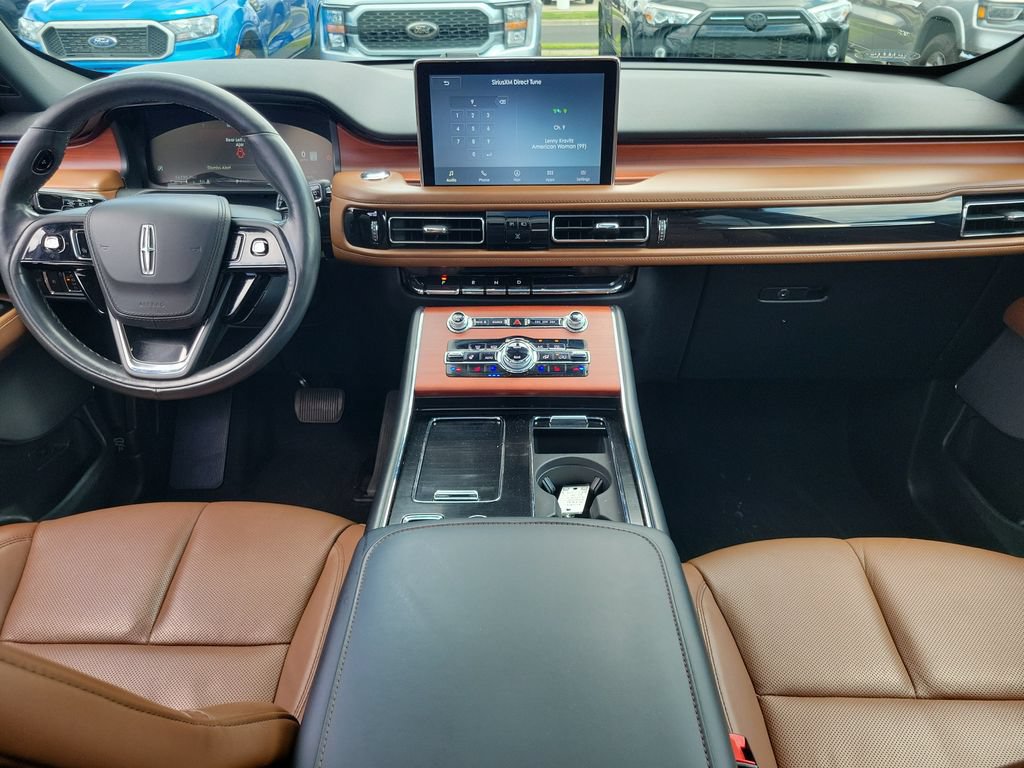 Certified 2021 Lincoln Aviator Reserve w/ Equipment Group 201A AWD/4WD image 11