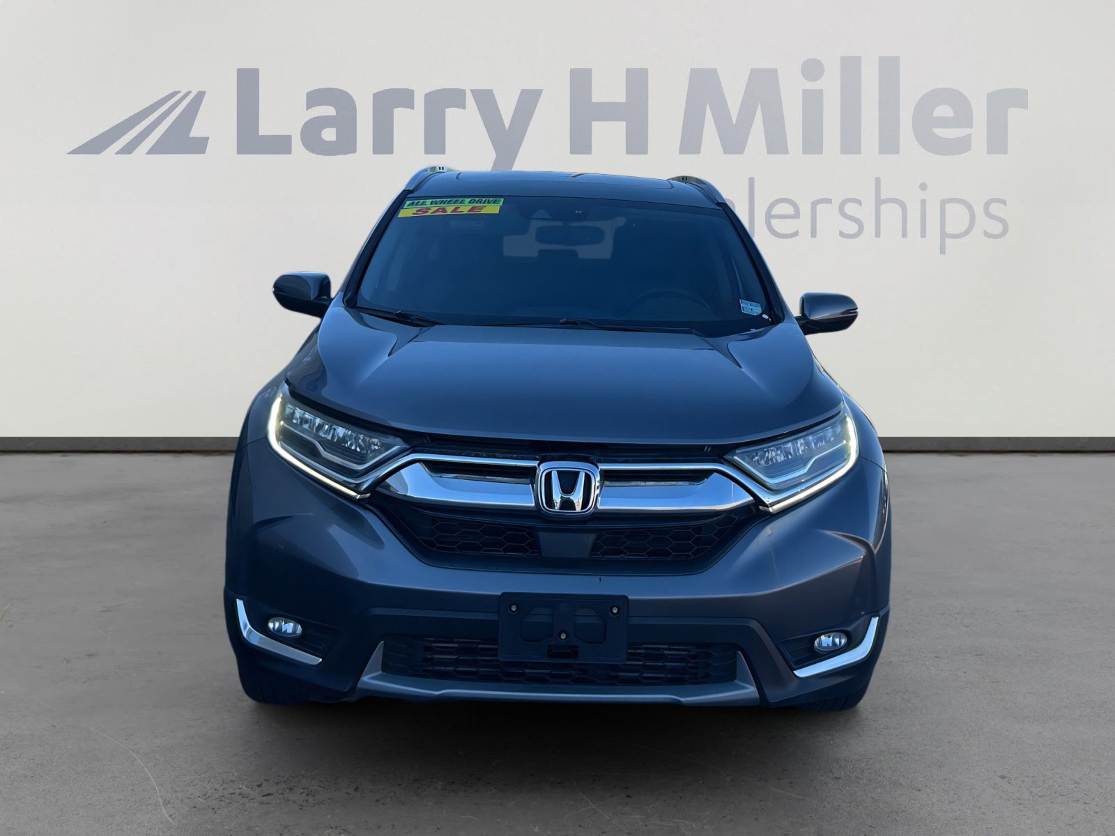 Used 2018 Honda CR-V Touring image 9