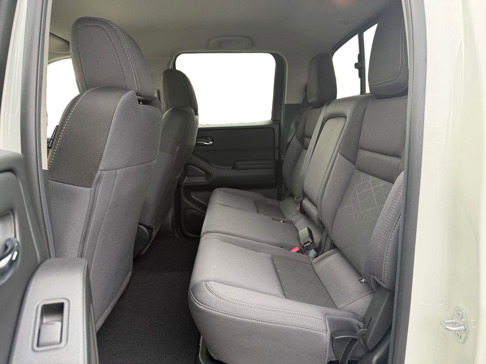New 2026 Nissan Frontier SV w/ Tow Package AWD/4WD image 19