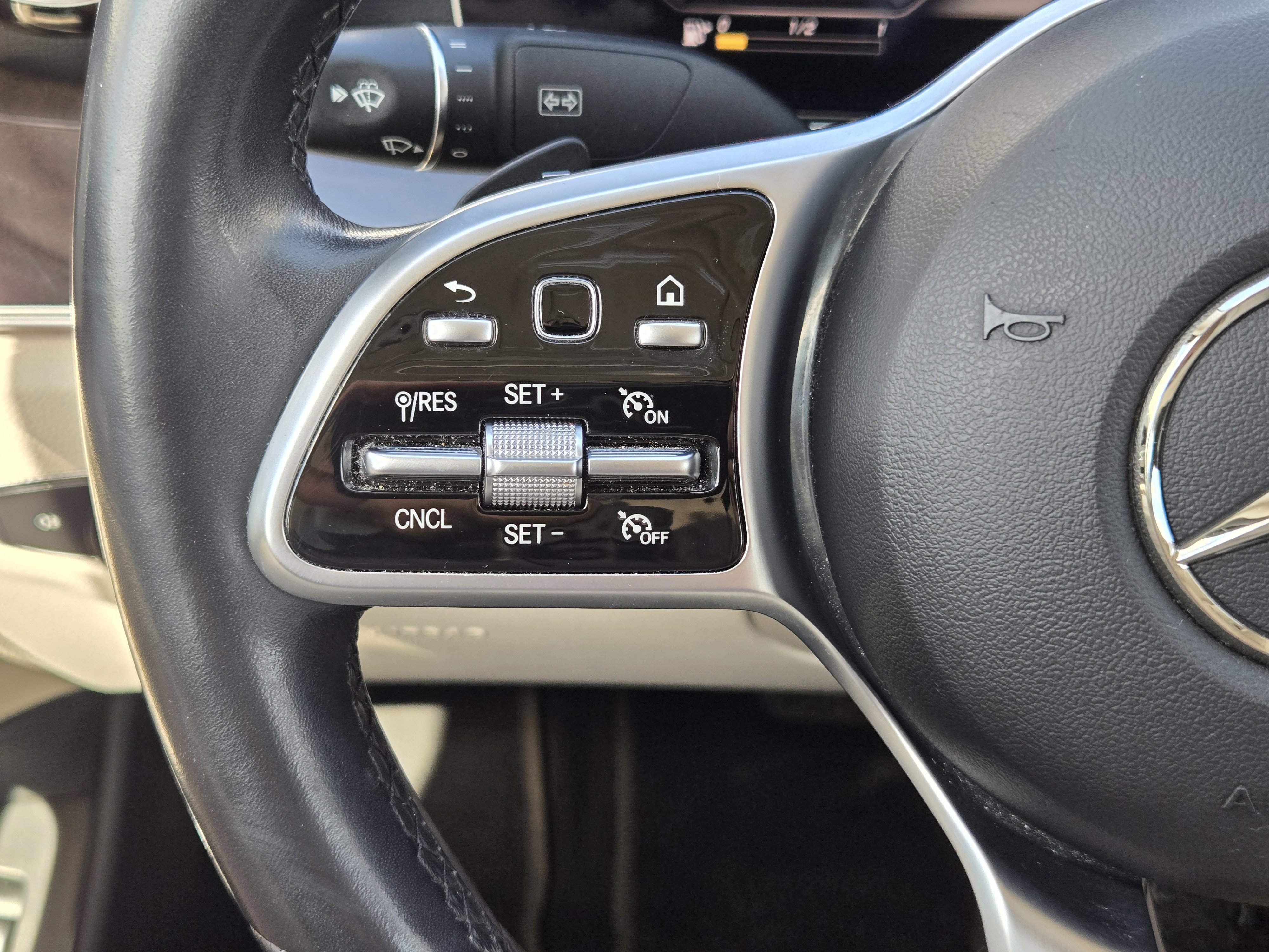 Used 2020 Mercedes-Benz E 450 4MATIC Sedan image 31