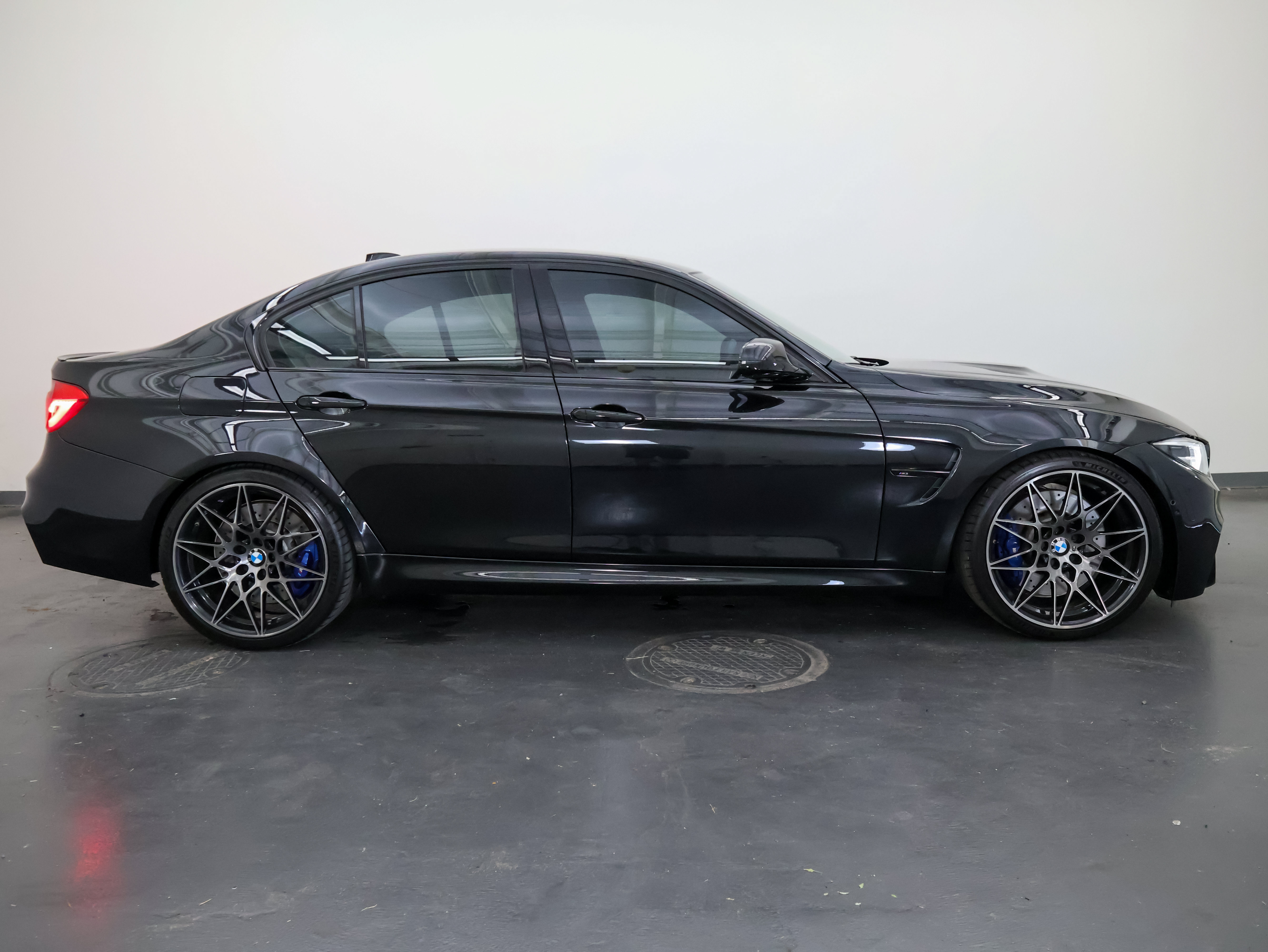 Used 2018 BMW M3 w/ Competition Package RWD image 2