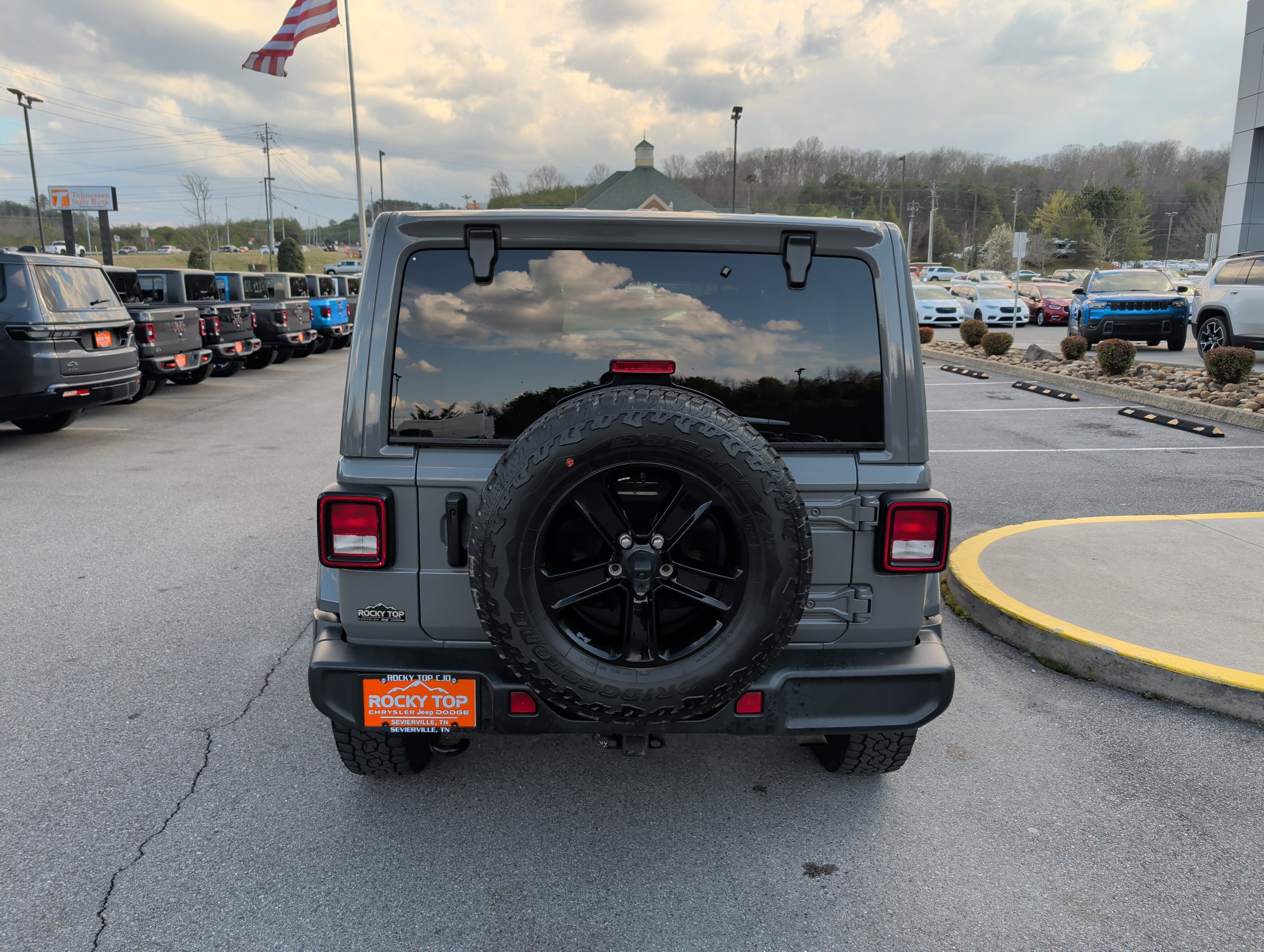 Used 2021 Jeep Wrangler Unlimited Sahara image 7