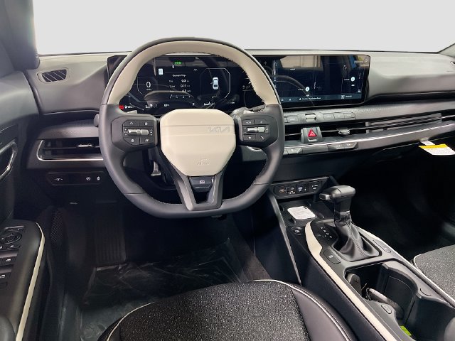 New 2025 Kia K4 EX w/ GT-Line Sunroof Package FWD image 23