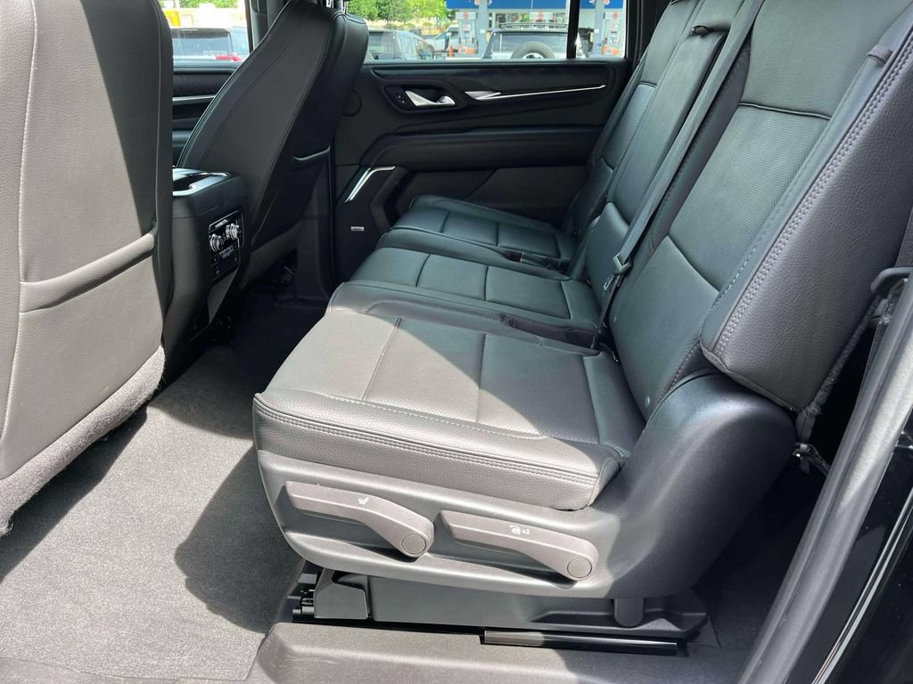 Certified 2023 GMC Yukon XL Denali AWD/4WD image 16