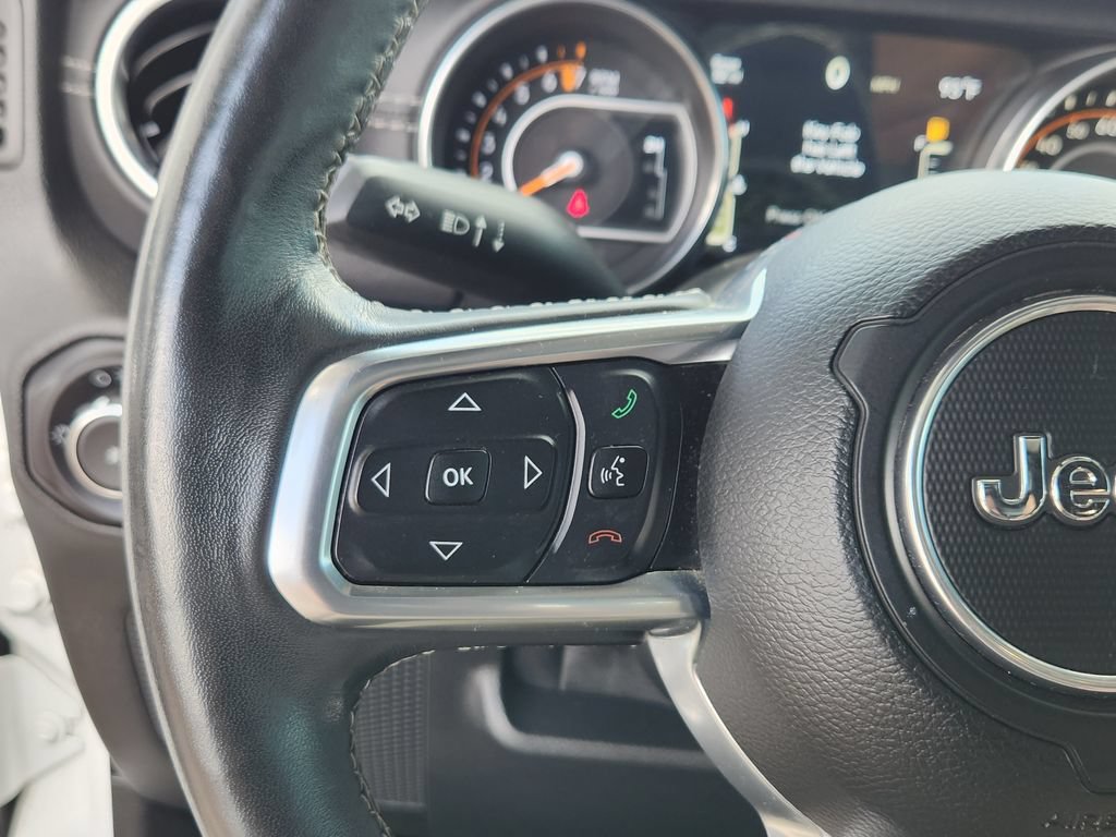 Used 2018 Jeep Wrangler Unlimited Sahara AWD/4WD image 19