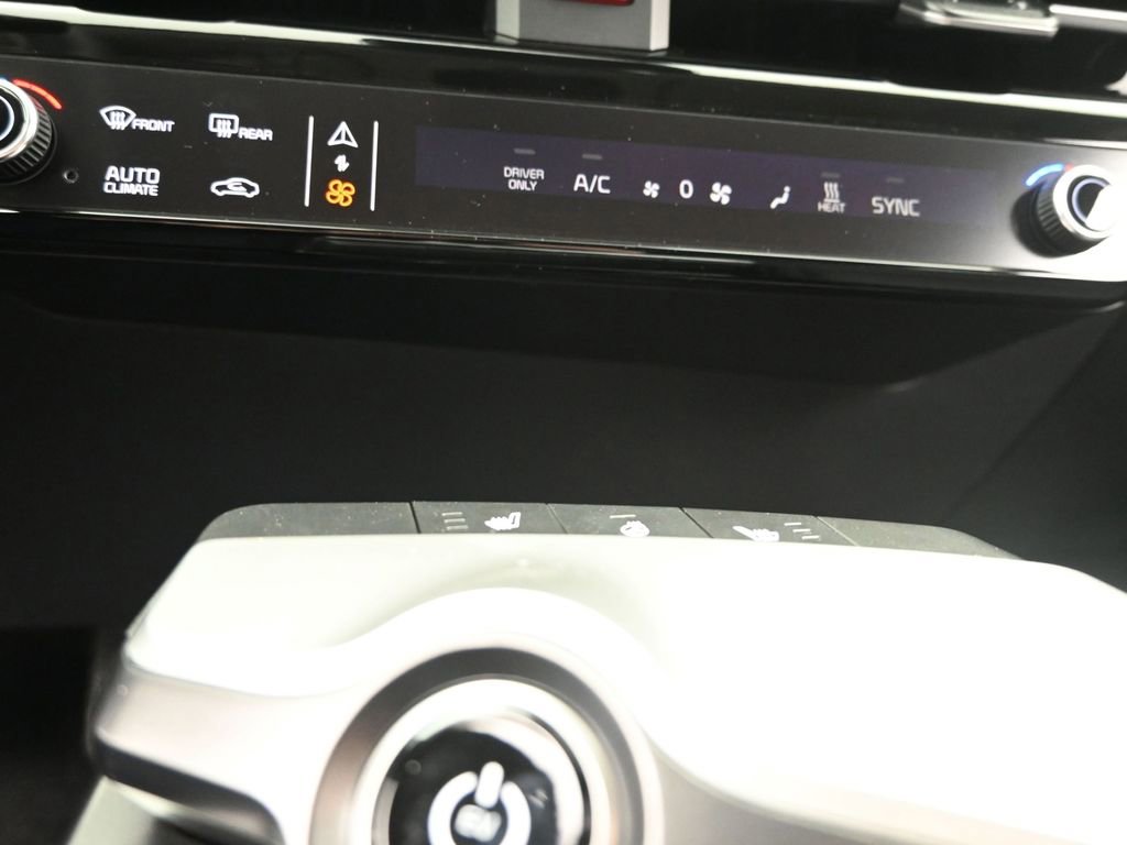 Used 2024 Kia EV6 Light image 20