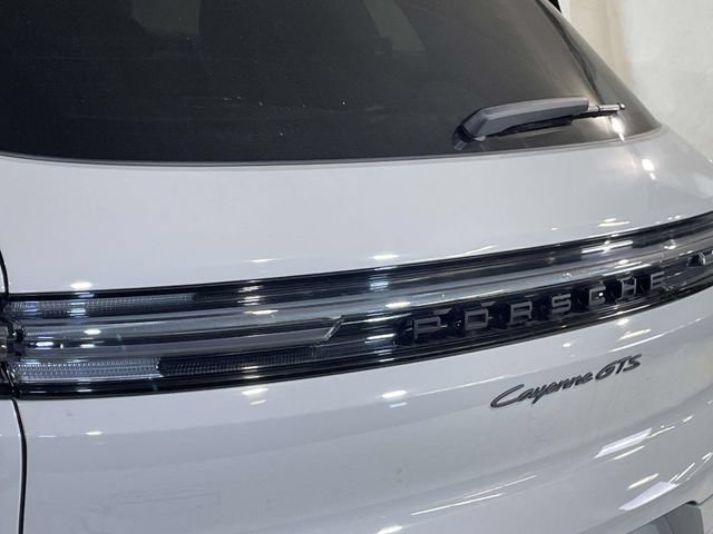 Certified 2025 Porsche Cayenne GTS AWD/4WD image 16