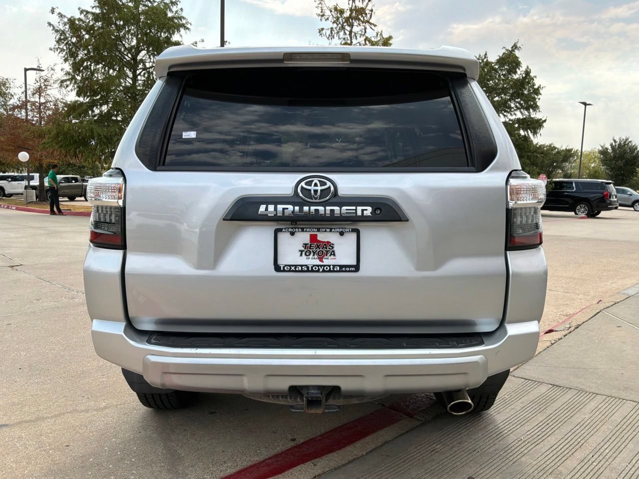 Used 2015 Toyota 4Runner Trail Premium AWD/4WD image 7