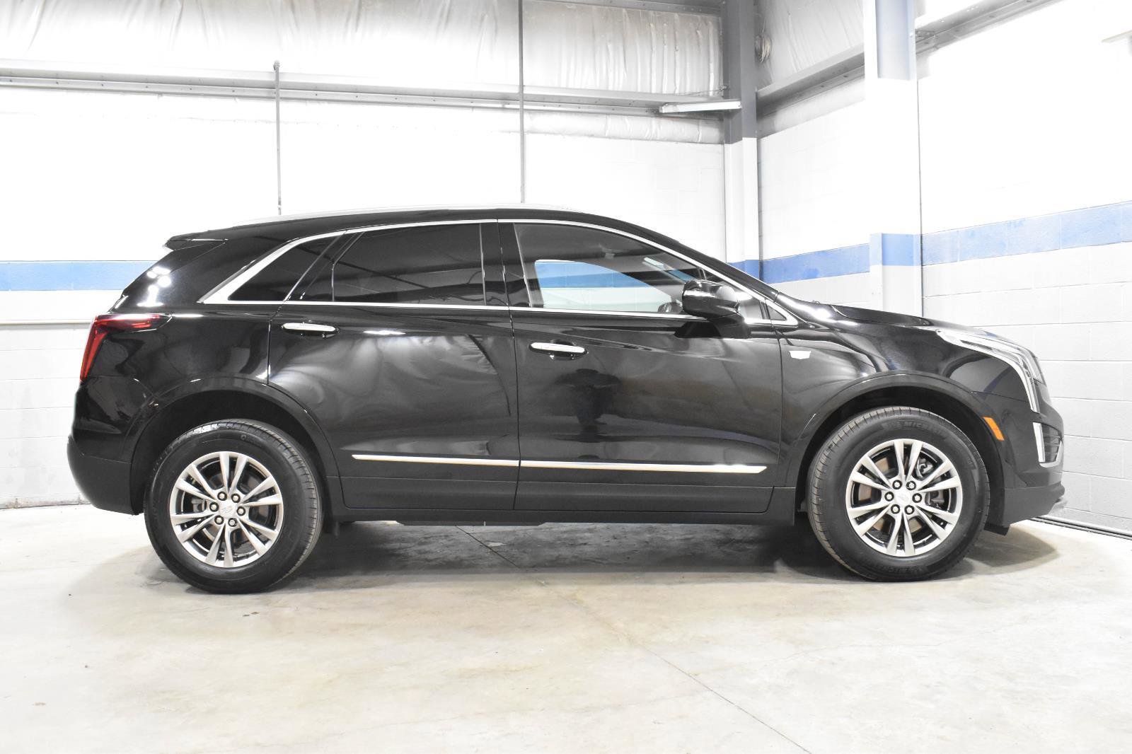 Certified 2023 Cadillac XT5 Premium Luxury w/ LPO, Floor Liner Package FWD image 29