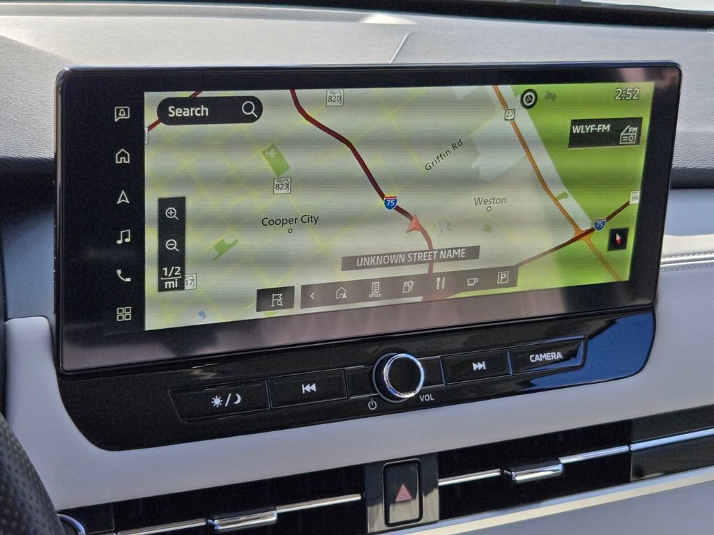 Used 2025 Mitsubishi Outlander SEL image 22