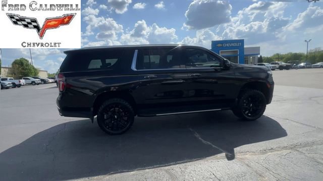 Used 2022 Chevrolet Suburban High Country image 9