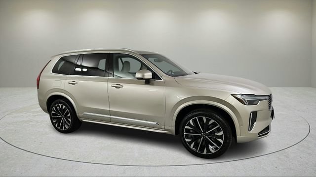 New 2026 Volvo XC90 T8 Plus w/ Protection Package Premier AWD/4WD image 2
