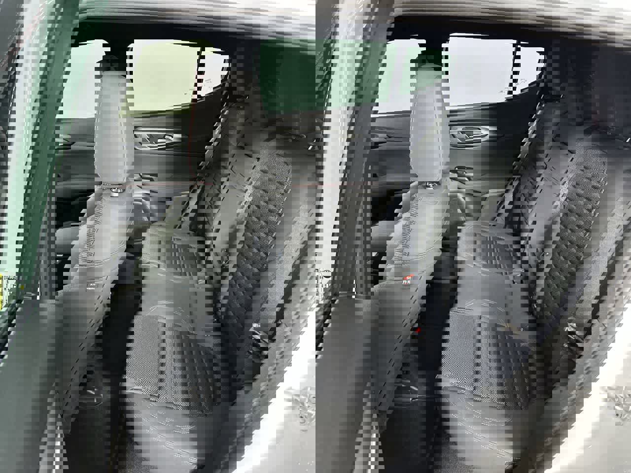 Used 2024 Dodge Hornet GT image 9