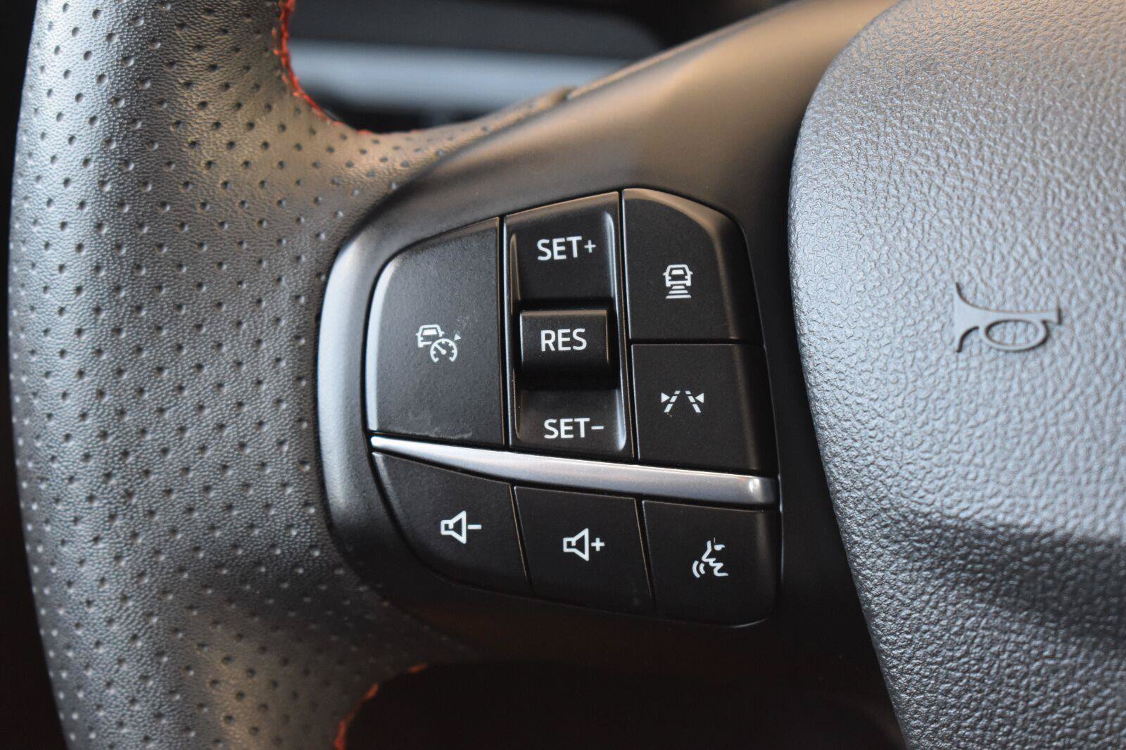 Used 2023 Ford Escape ST-Line Select w/ Tech Pack #2 AWD/4WD image 6