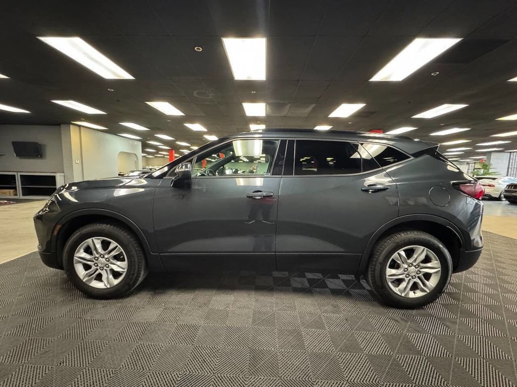 Used 2019 Chevrolet Blazer LT FWD image 11