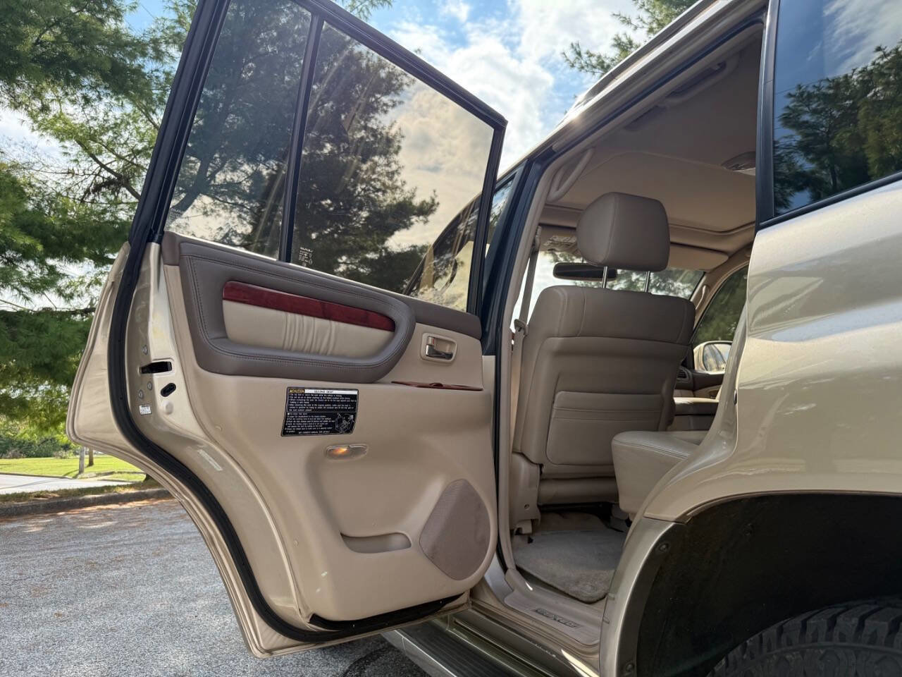 Used 2001 Lexus LX 470 4WD image 51