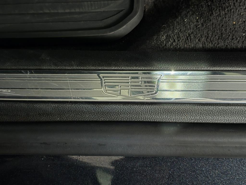 Used 2023 Cadillac XT5 Premium Luxury image 17