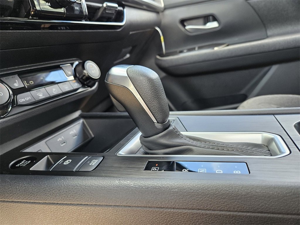 New 2026 Nissan Kicks SV w/ Cold Weather Package image 11
