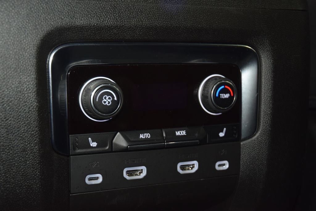 Used 2023 Chevrolet Tahoe Premier w/ Advanced Technology Package AWD/4WD image 43