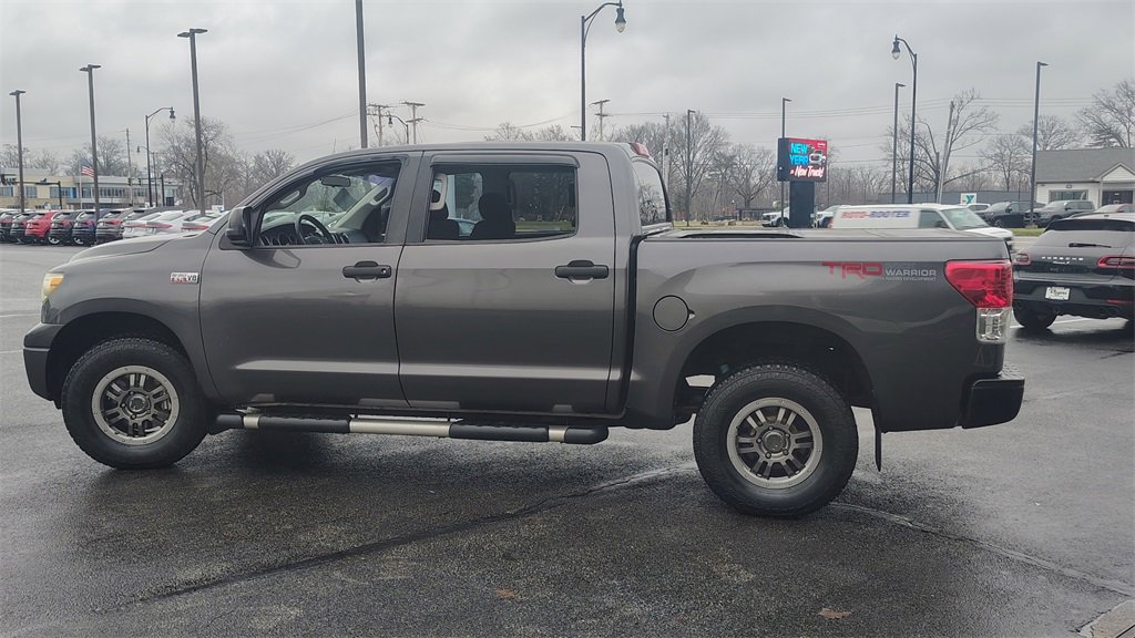 Used 2011 Toyota Tundra 4x4 CrewMax image 5
