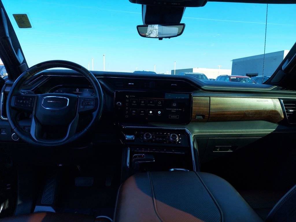 Used 2025 GMC Sierra 1500 Denali Ultimate image 14