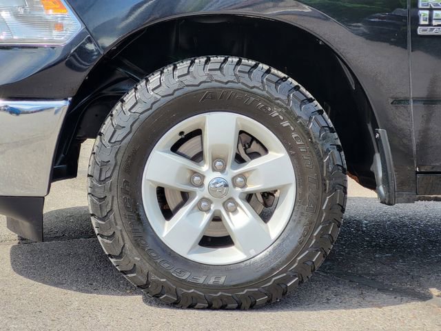 Used 2023 RAM 1500 Classic SLT w/ Trailer & Traction Group AWD/4WD image 7