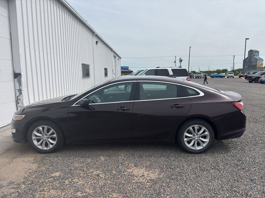Used 2021 Chevrolet Malibu LT FWD image 7