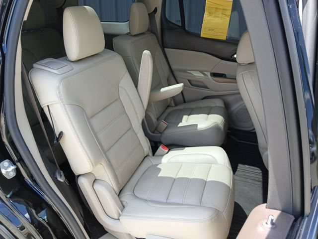 Used 2018 GMC Acadia Denali w/ Technology Package AWD/4WD image 26