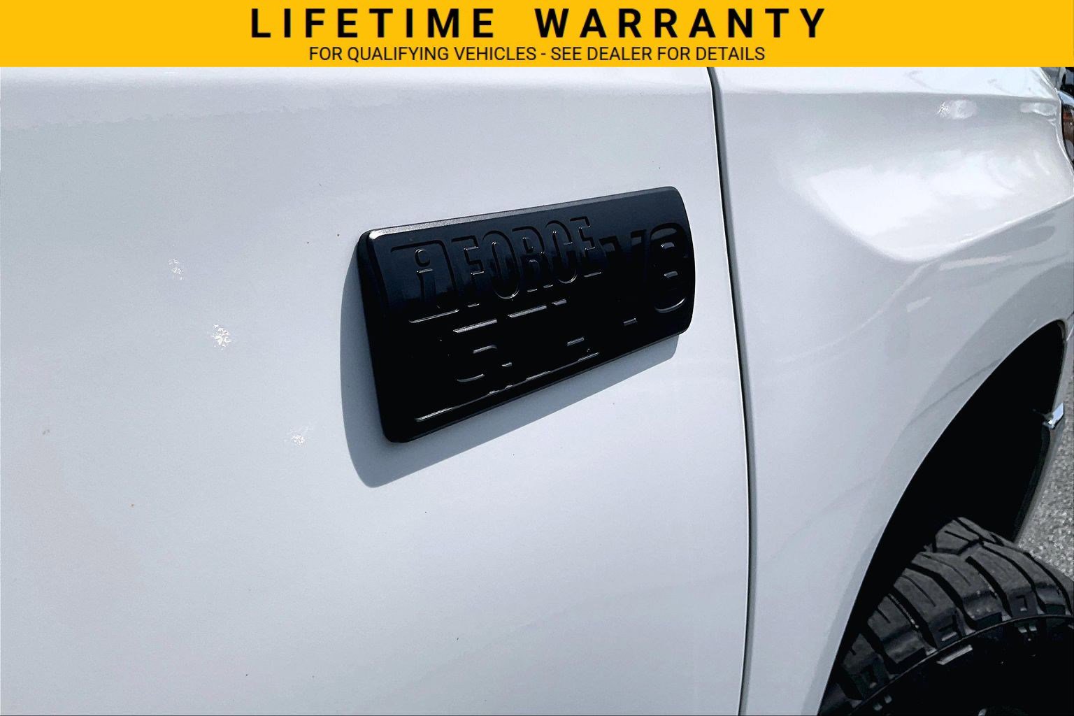 Used 2020 Toyota Tundra SR5 w/ SR5 Convenience Package AWD/4WD image 8