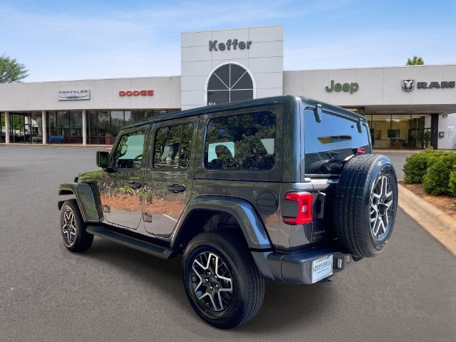 New 2027 Jeep Wrangler Unlimited Sahara AWD/4WD image 4