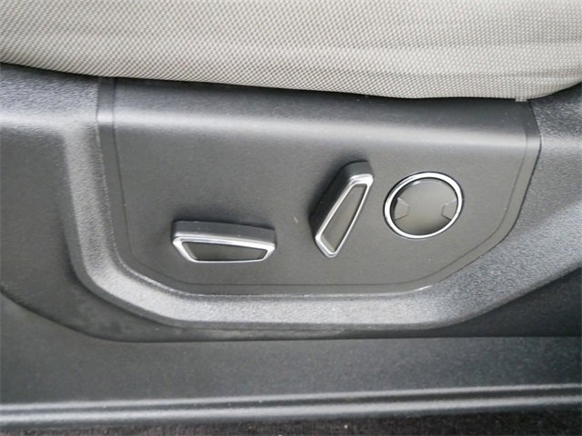 Used 2016 Ford F150 XLT w/ Equipment Group 302A Luxury image 15