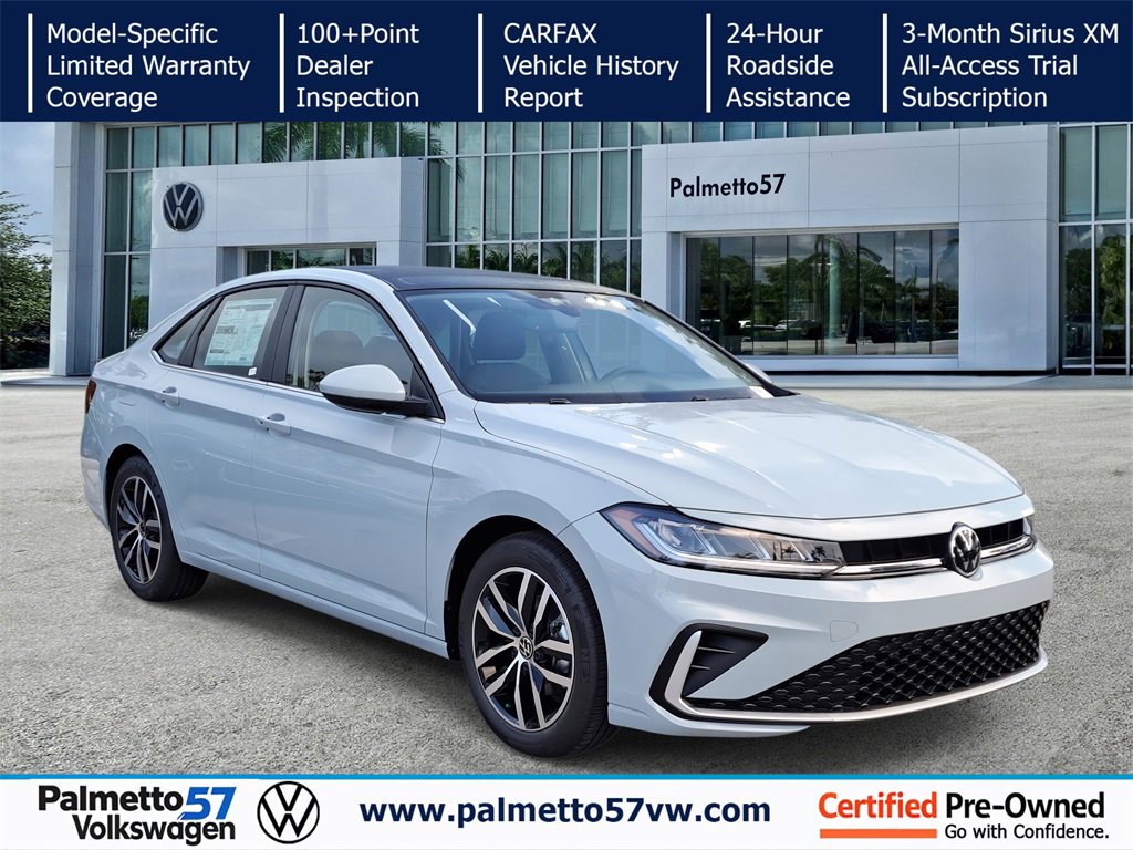 Used 2025 Volkswagen Jetta SE w/ Sunroof Package