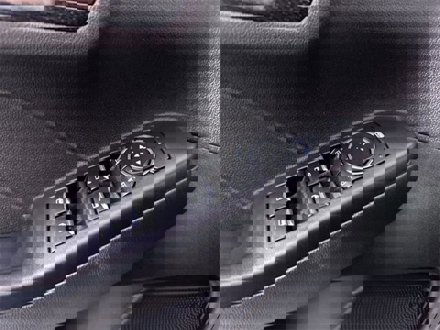 Used 2024 Ford Escape ST-Line image 24