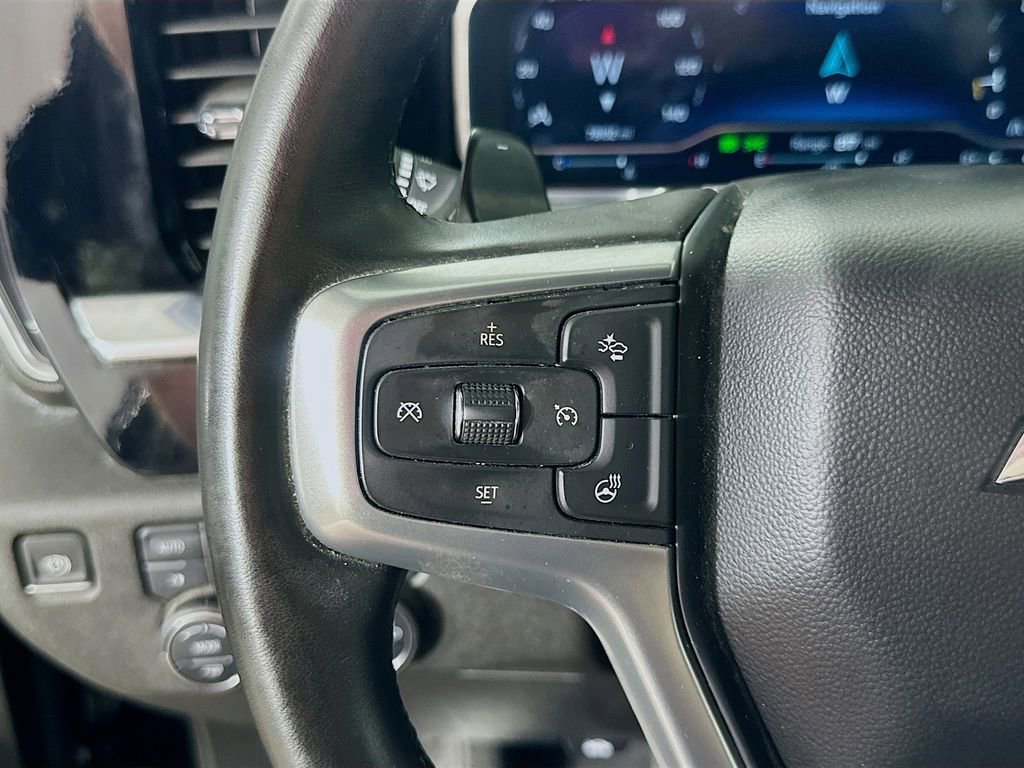 Used 2024 Chevrolet Silverado 1500 LTZ AWD/4WD image 23