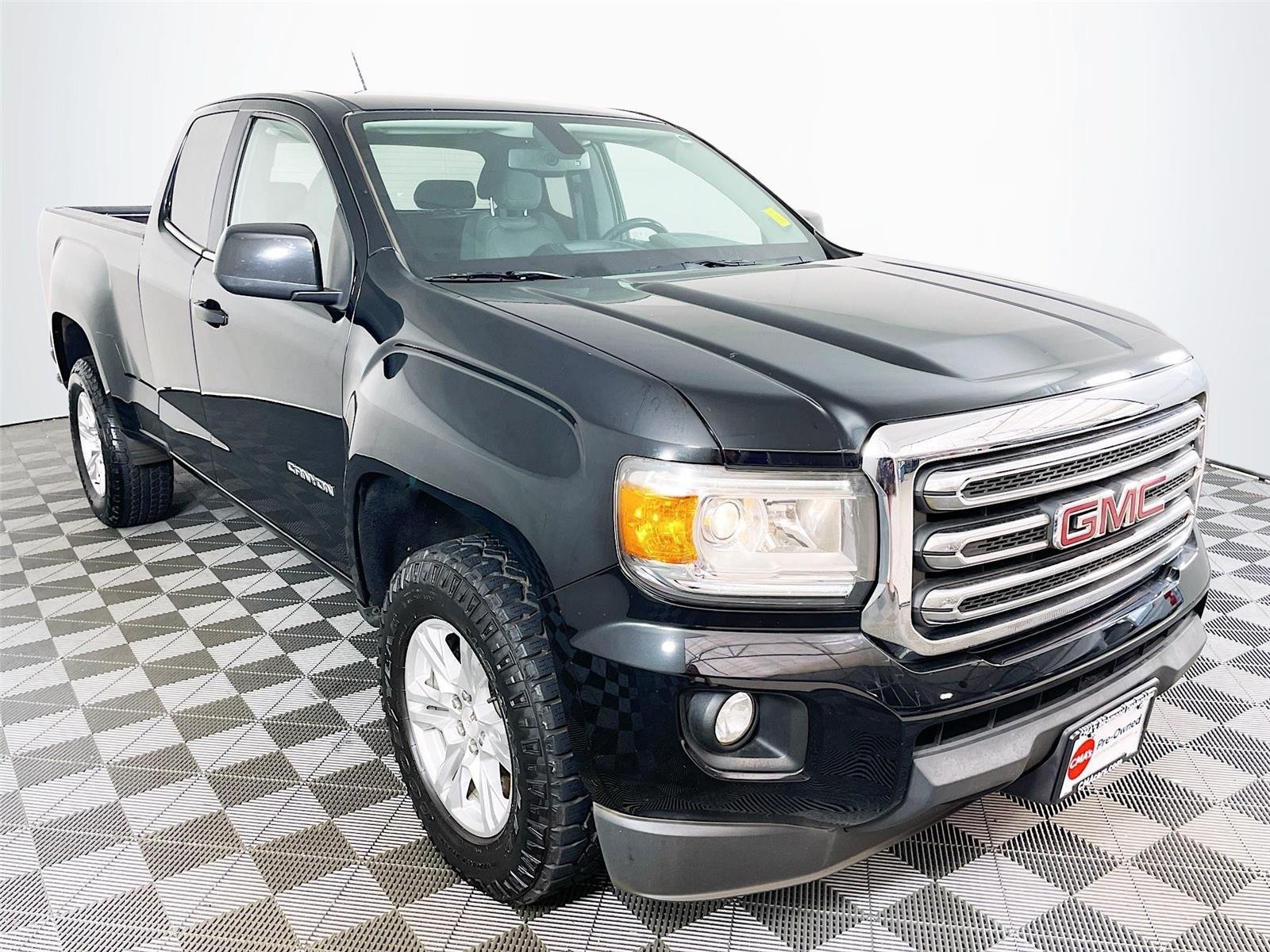 Used 2019 GMC Canyon SLE RWD image 1