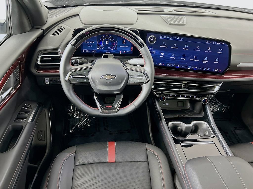 Used 2025 Chevrolet Traverse RS w/ LPO, Floor Liner Package AWD/4WD image 24